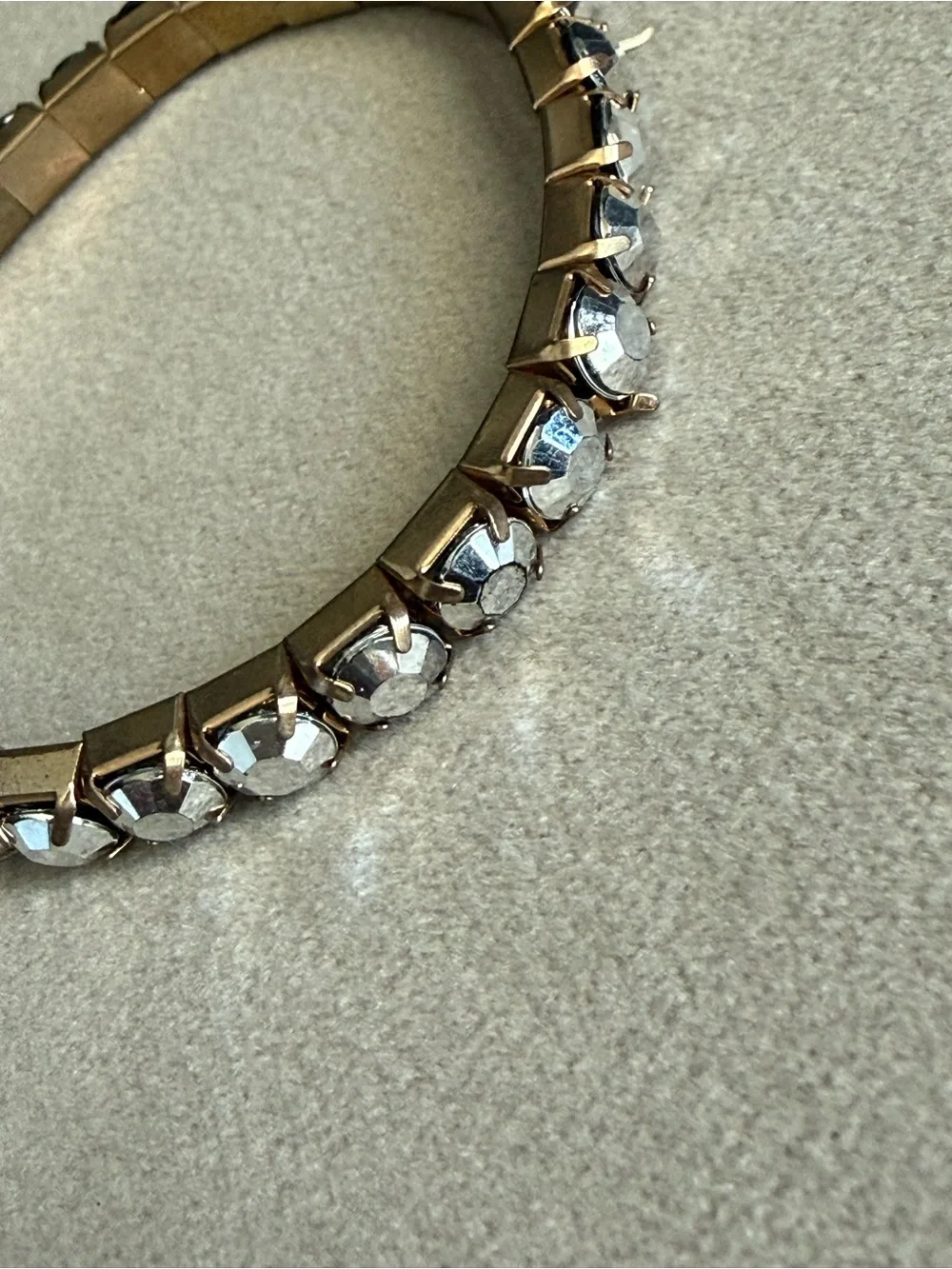 Gold Crystal Stretch Tennis Bracelet - Elegant Women's Jewelry
